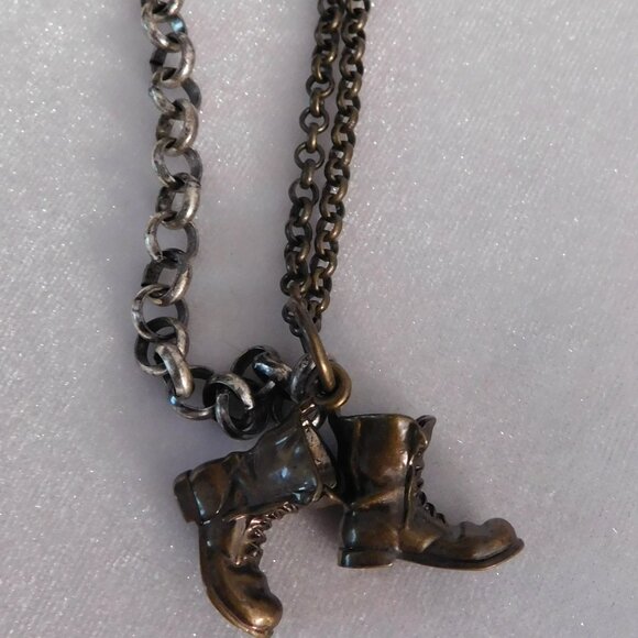 Ladies Steve Madden Bracelet - Picture 2 of 3